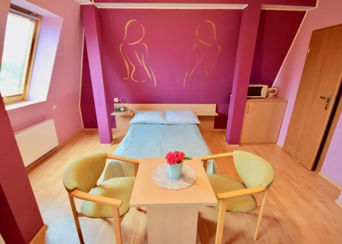 Dom Goscinny Morena Hotel *